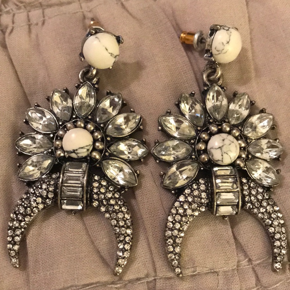 NWOT BAUBLEBAR earrings